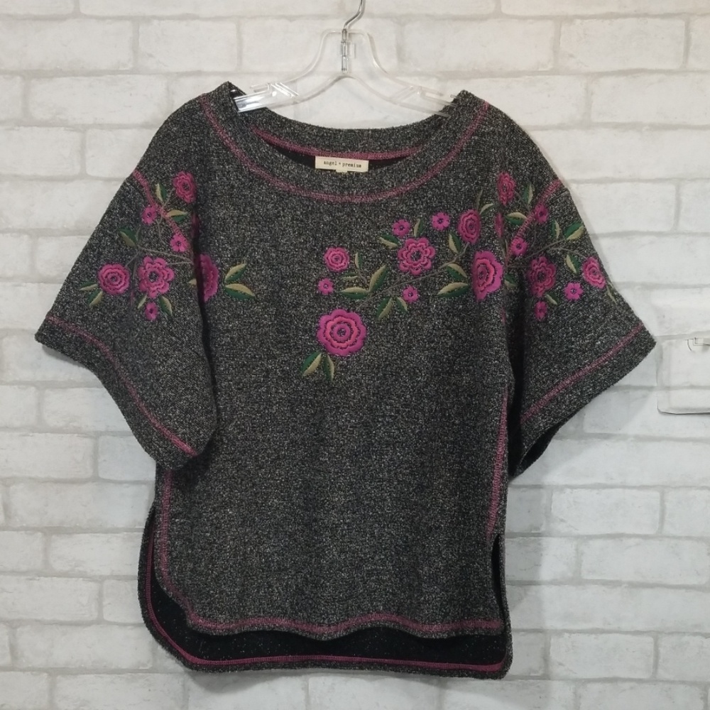 Angel + premium floral Embroidered blouse size M